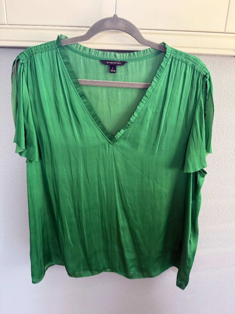 Banana Republic Short Sleeve Blouse - Silky, Kelly Green